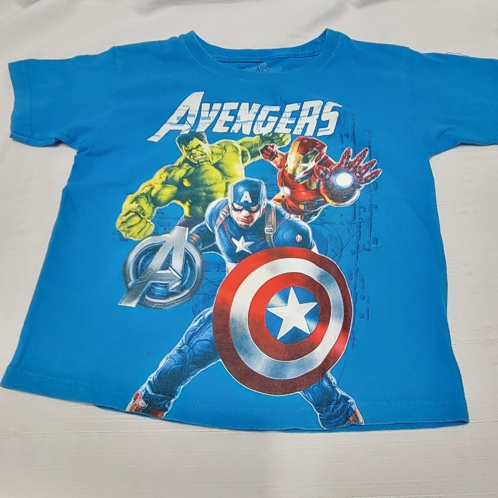 Marvel Avengers Age of Ultron Blue Graphic T-Shirt Kids Size S/M Hulk Iron Man